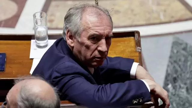 Ces signaux du gouvernement Bayrou qui ne vont pas faciliter la non-censure de la gauche