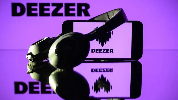 Comment Deezer repère les musiques générées par IA (et les signale)