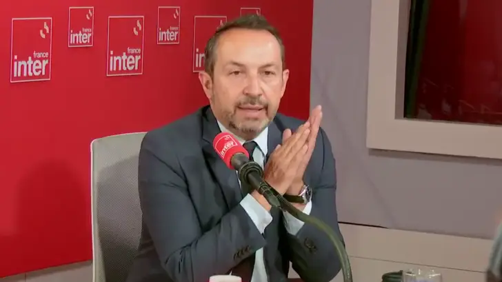Le RN offre un sursis à Bayrou, qui se retrouve dans la situation de Barnier