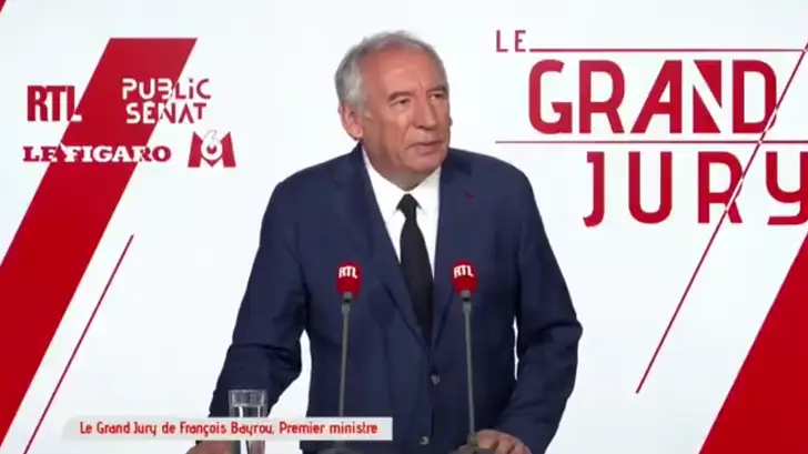 Bayrou annonce un calendrier pour sa réforme sur la proportionnelle, mais…