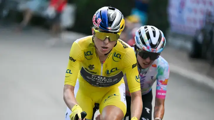 Demi Vollering remporte le Tour de France féminin à Nice, après une dernière étape pleine de suspense