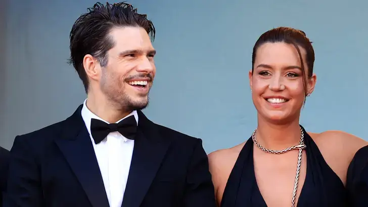 L’éclipse a donné envie à Adèle Exarchopoulos et François Civil de rejouer cette scène de film
