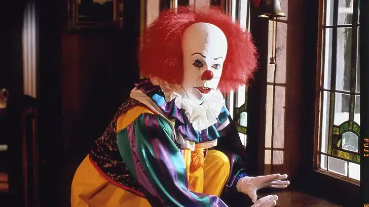 Le rôle culte de Tim Curry dans « Ça » a traumatisé des générations, mais l’acteur aussi