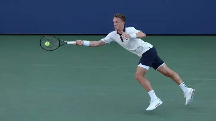 Vous n’avez jamais vu une balle jouée de la sorte sur un court de tennis
