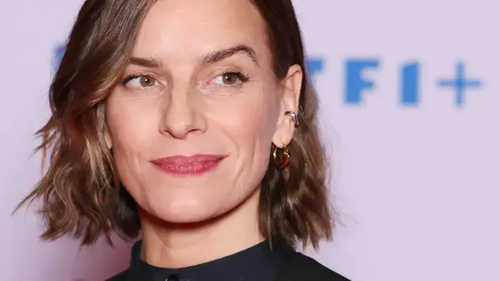« Un petit baby qui vient d’arriver » : Fauve Hautot officialise sa maternité