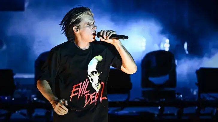 Orelsan sauve ce festival breton après l’annulation de dernière minute de Maître Gims