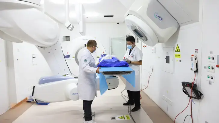 La moitié des patients atteints de cancer ne sont pas consultés sur leur traitement par radiothérapie