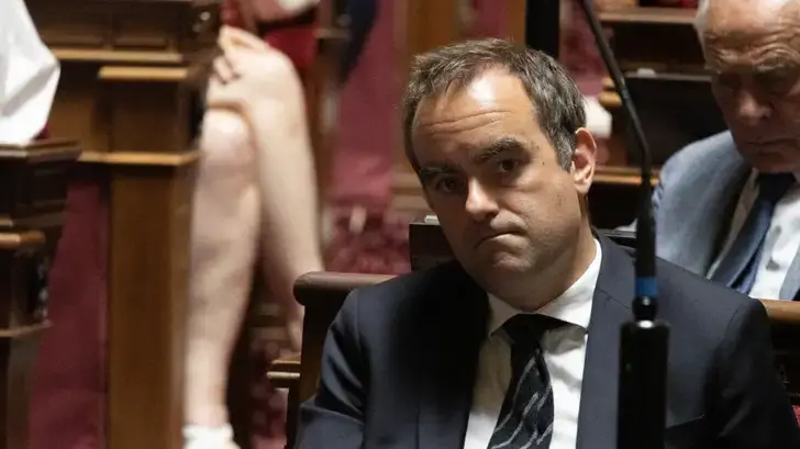 Sur les pensions de retraite pour 2027, Lecornu esquive ces deux questions majeures