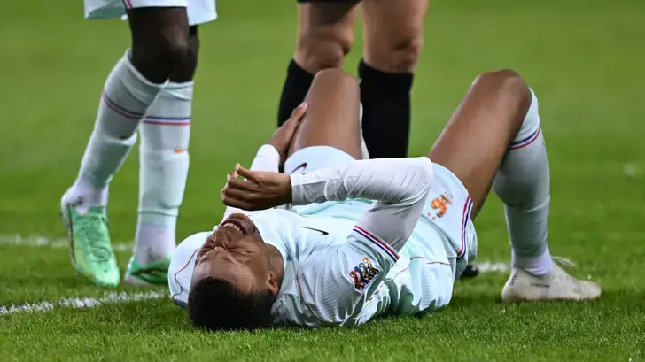 Zidane ne peut déjà plus compter sur Mbappé, forcé de quitter les Bleus sur blessure
