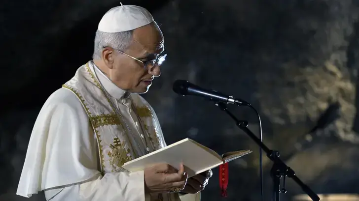 Le clin d’œil du pape Léon à la présidentielle 2027 lors d’une prière à Lourdes