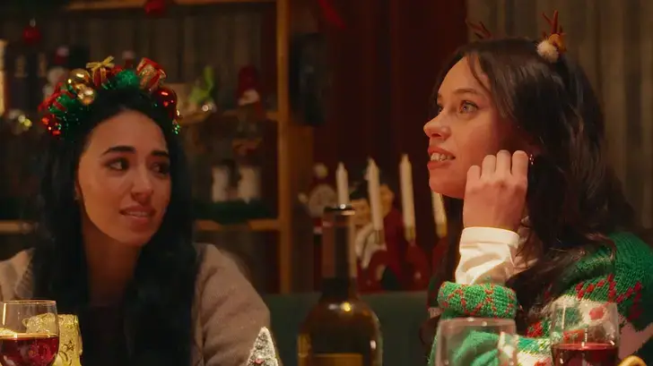 Avec cette série, Arte se lance son tour dans les téléfilms de Noël, mais à sa manière