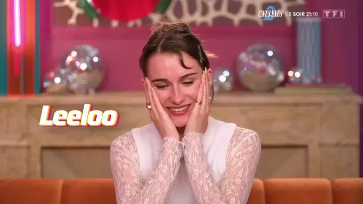 La « Star Ac’ » nous plonge dans les années 90 avec ce générique façon sitcom