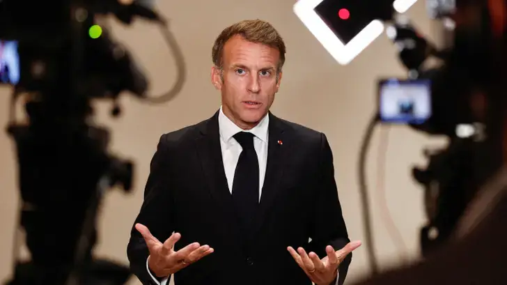 De retour du Moyen Orient, Macron prend Lecornu de vitesse sur la crise sociale