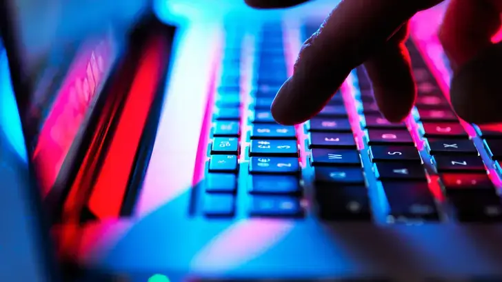 LFI, Renaissance… Ce que l’on sait des cyberattaques qui ont touché plusieurs partis politiques ce week-end