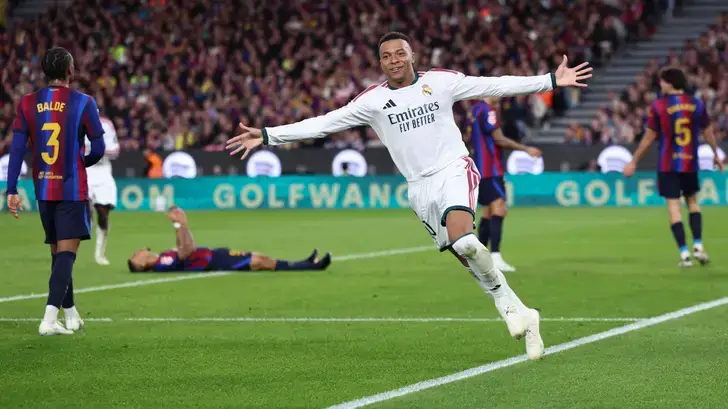 Grâce à Mbappé double buteur, le Real Madrid remporte le Clasico contre le Barça