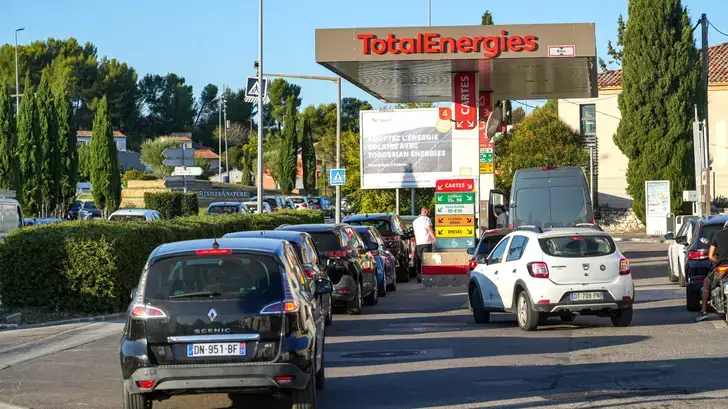 Avant la baisse des prix du gazole espérée au 1er novembre, Total s’offre un beau coup de com’
